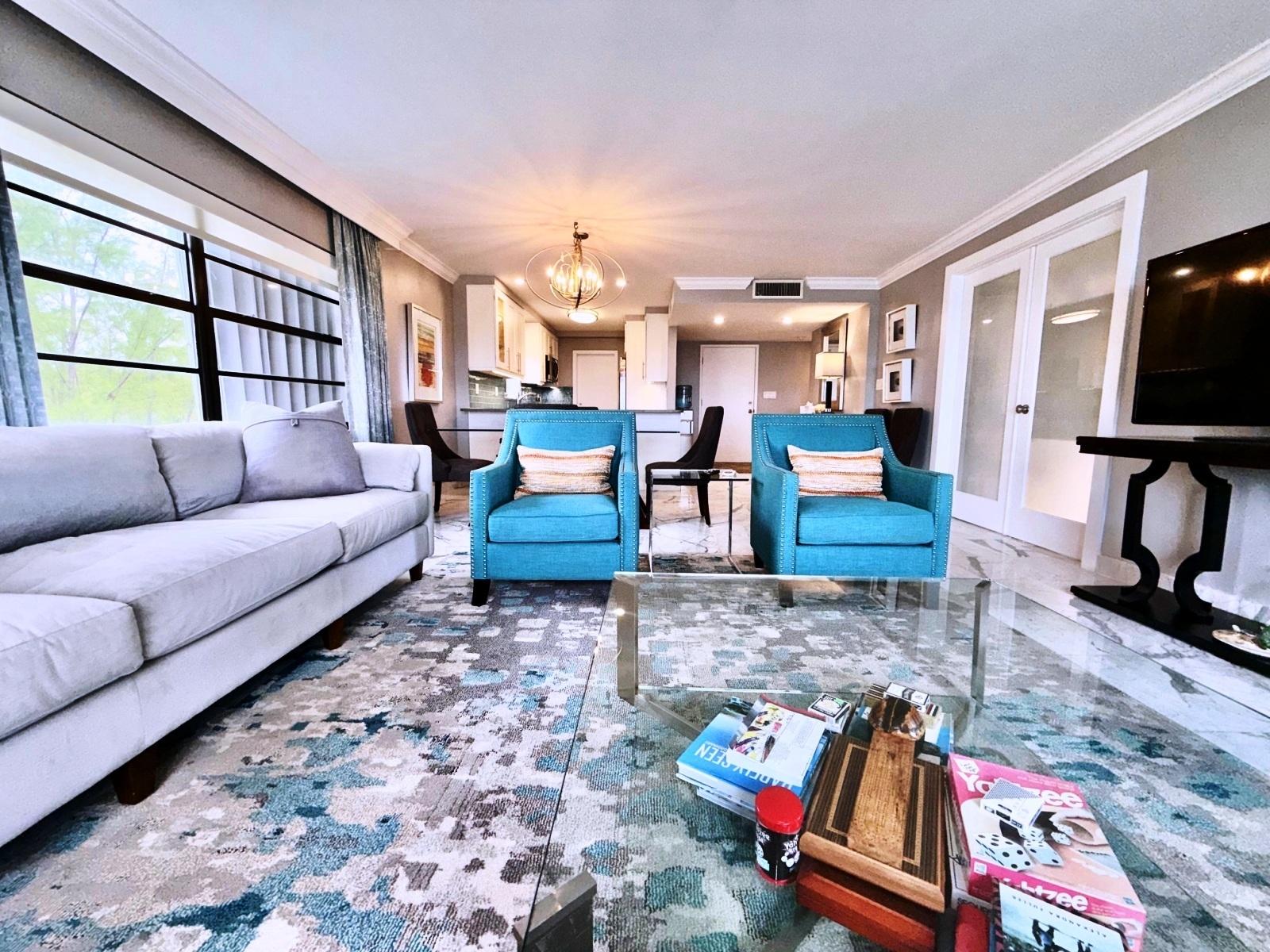 SILVERPOINT CONDO