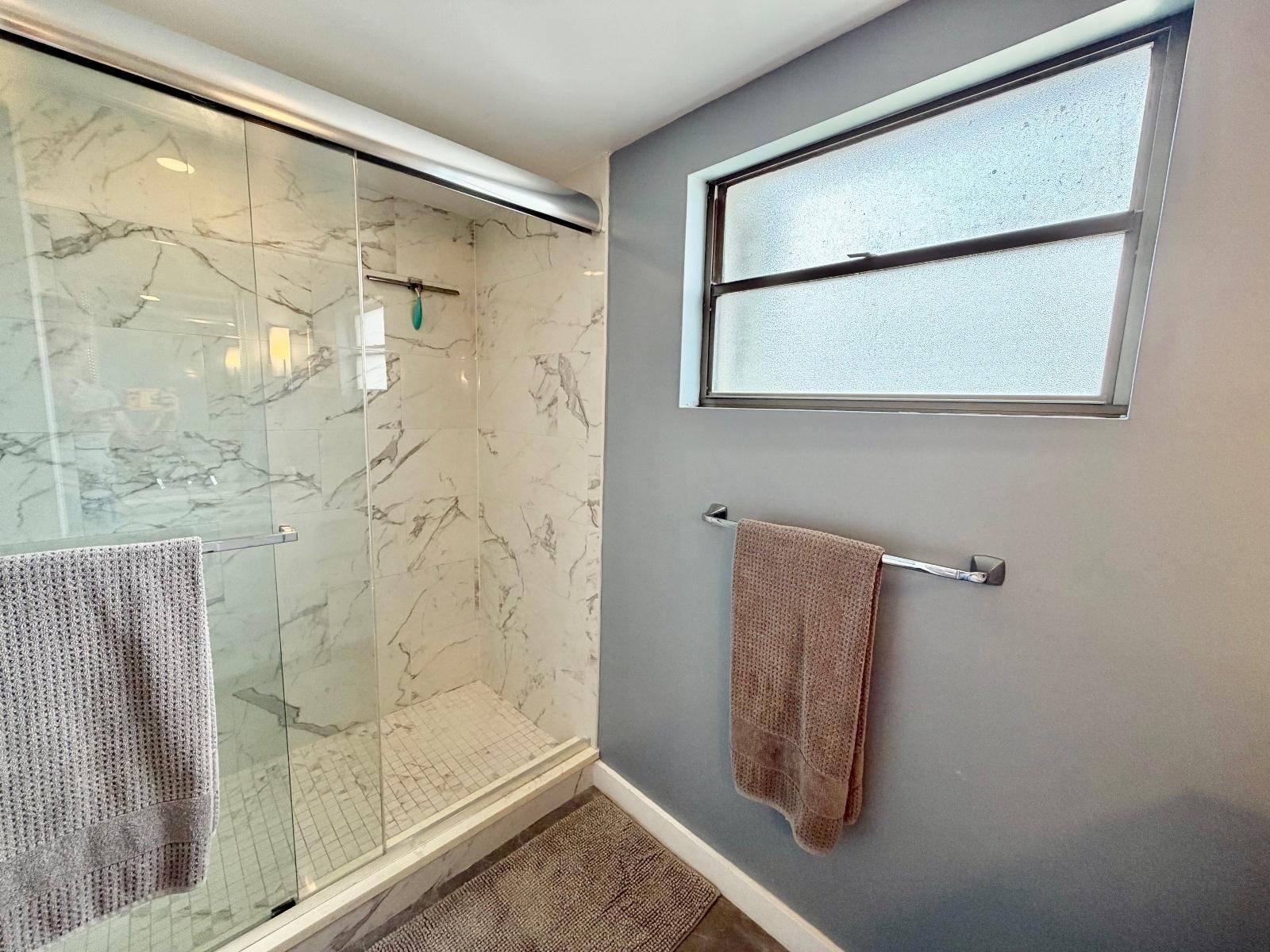 SILVERPOINT CONDO