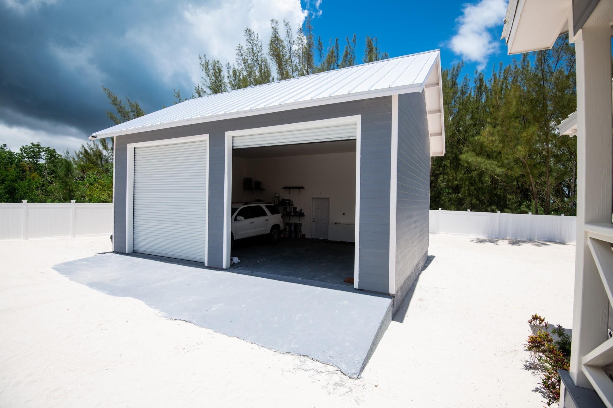 REEF HOUSE