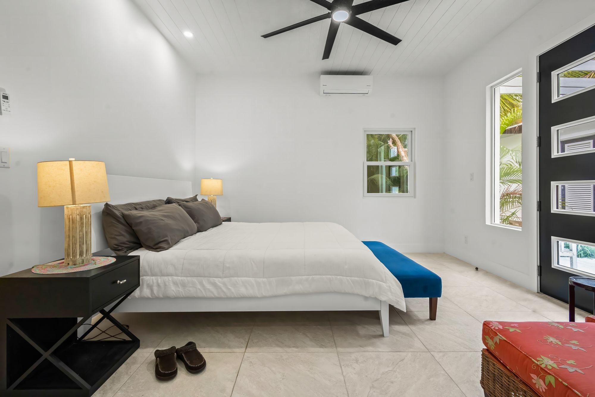 SPLENDID ISOLATION- 10B