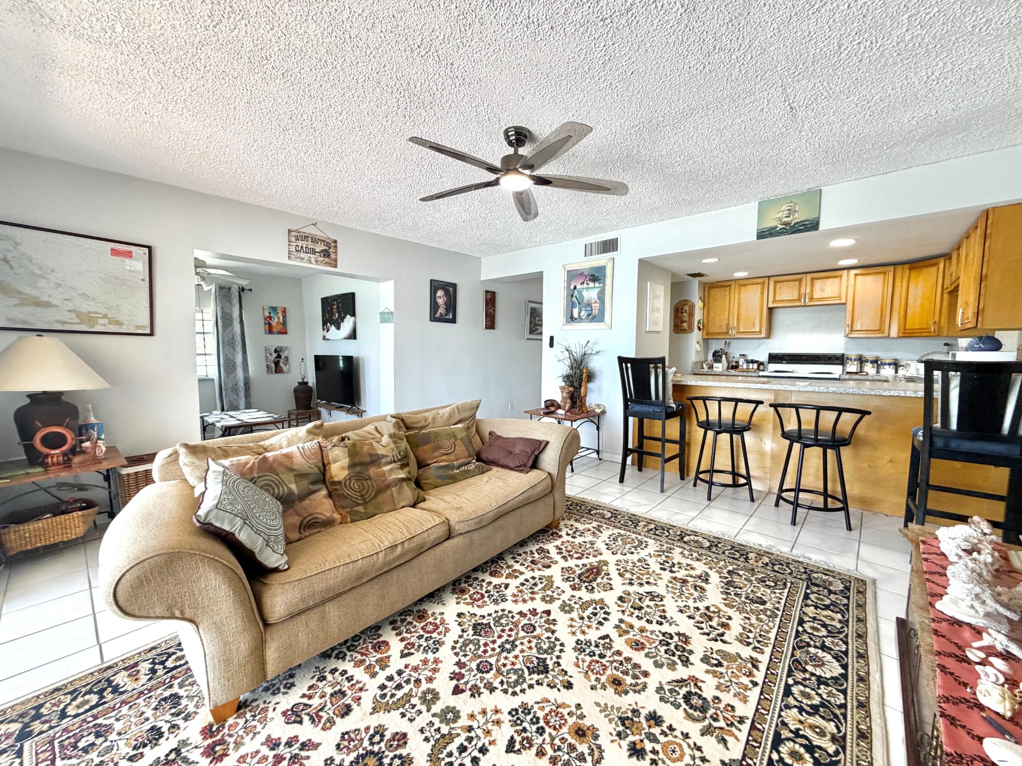 ISLAND BAY CONDOMINIUMS