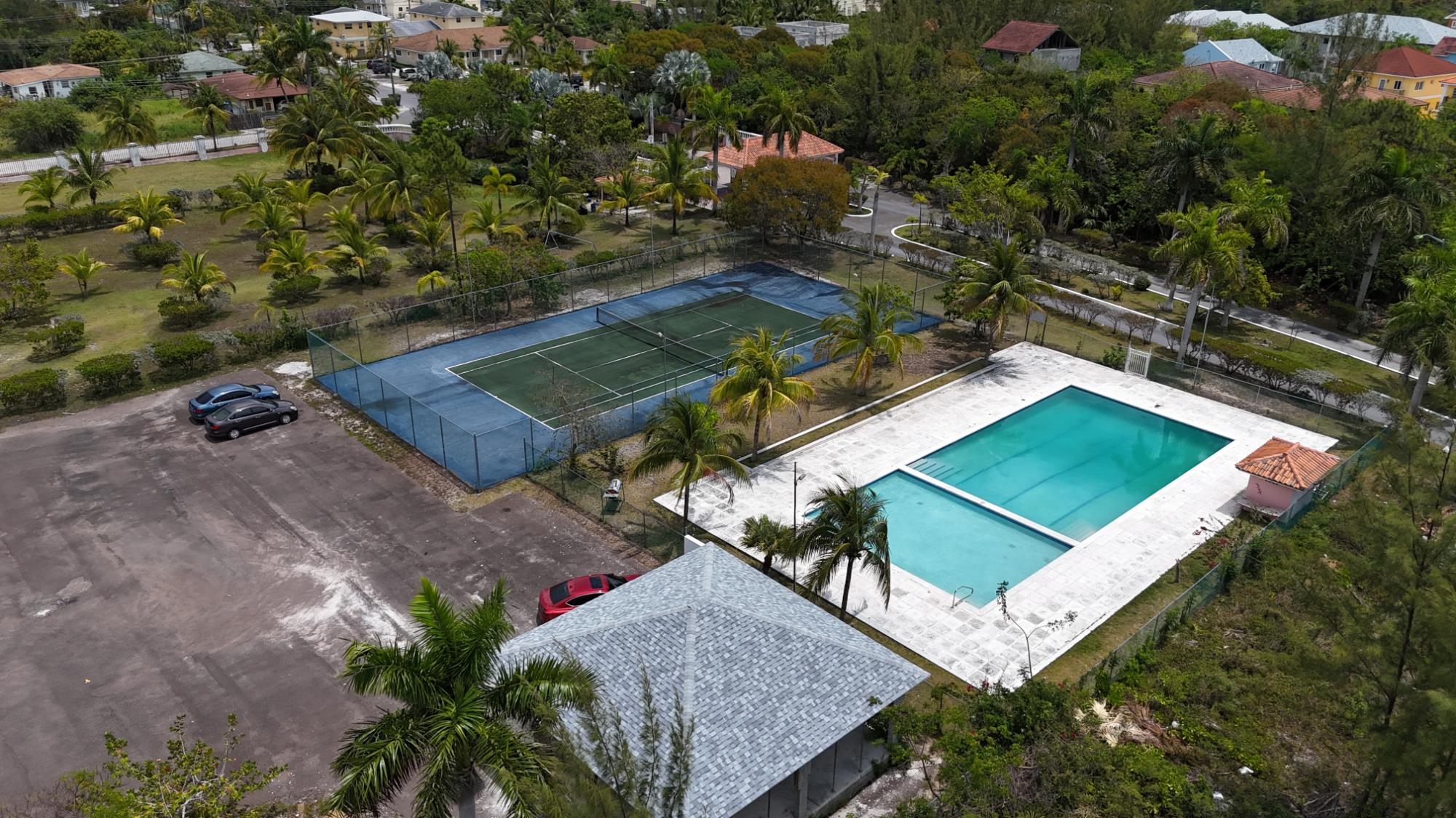 PAUL CAY & OCEAN DRIVE