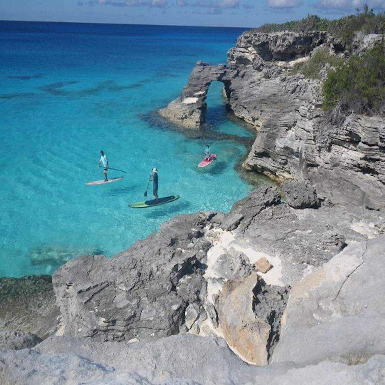 SANDY POINT, RUM CAY