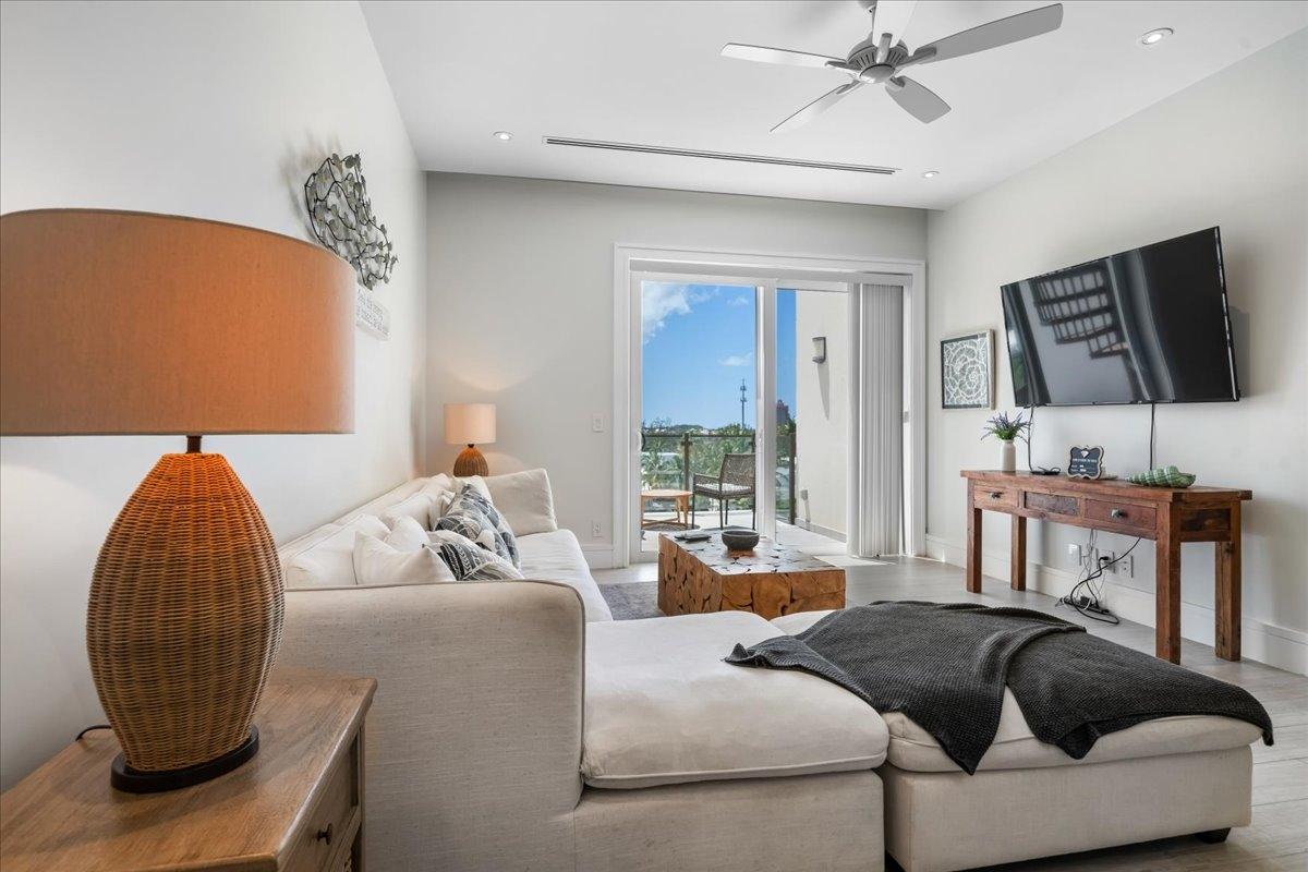 PENTHOUSE #9 THIRTY SIX
