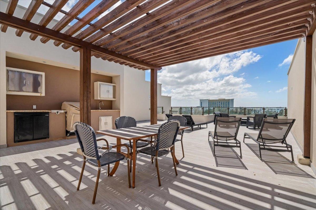PENTHOUSE #9 THIRTY SIX