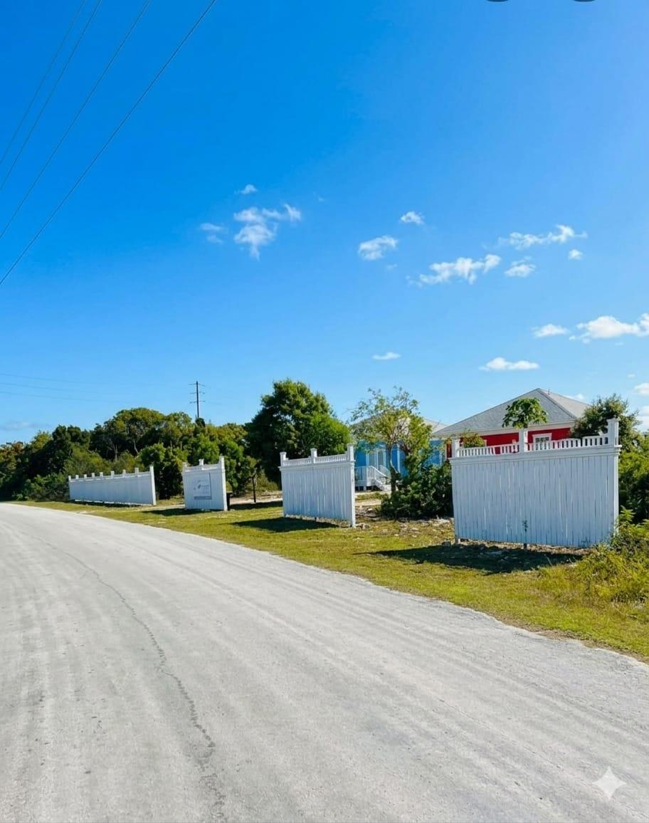 BEACHFRONT MANGROVE CAY