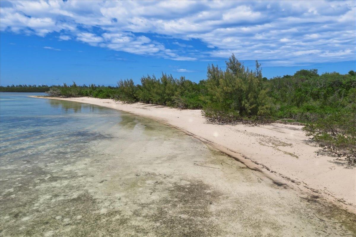 CRAB CAY