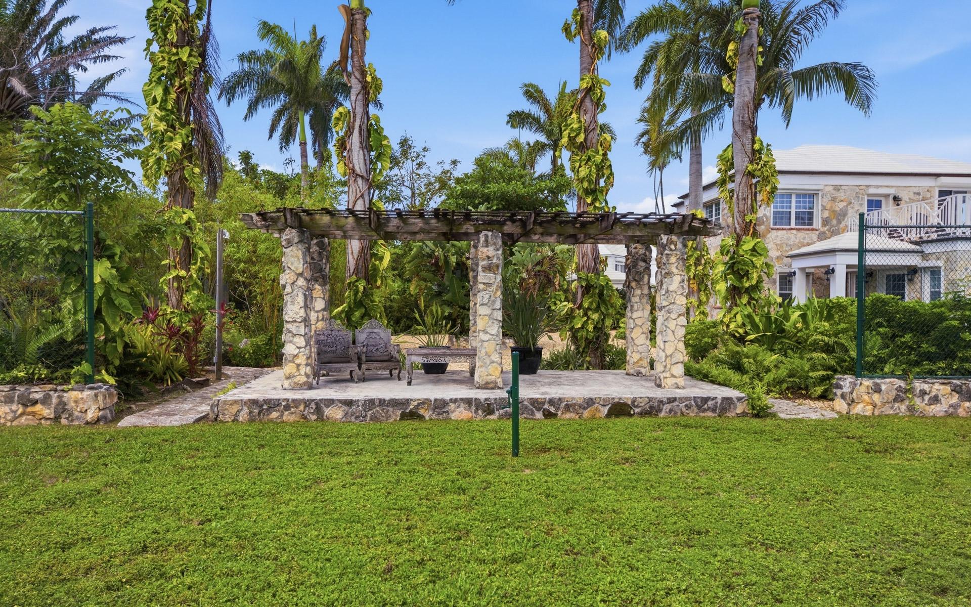 TURTLE VILLA