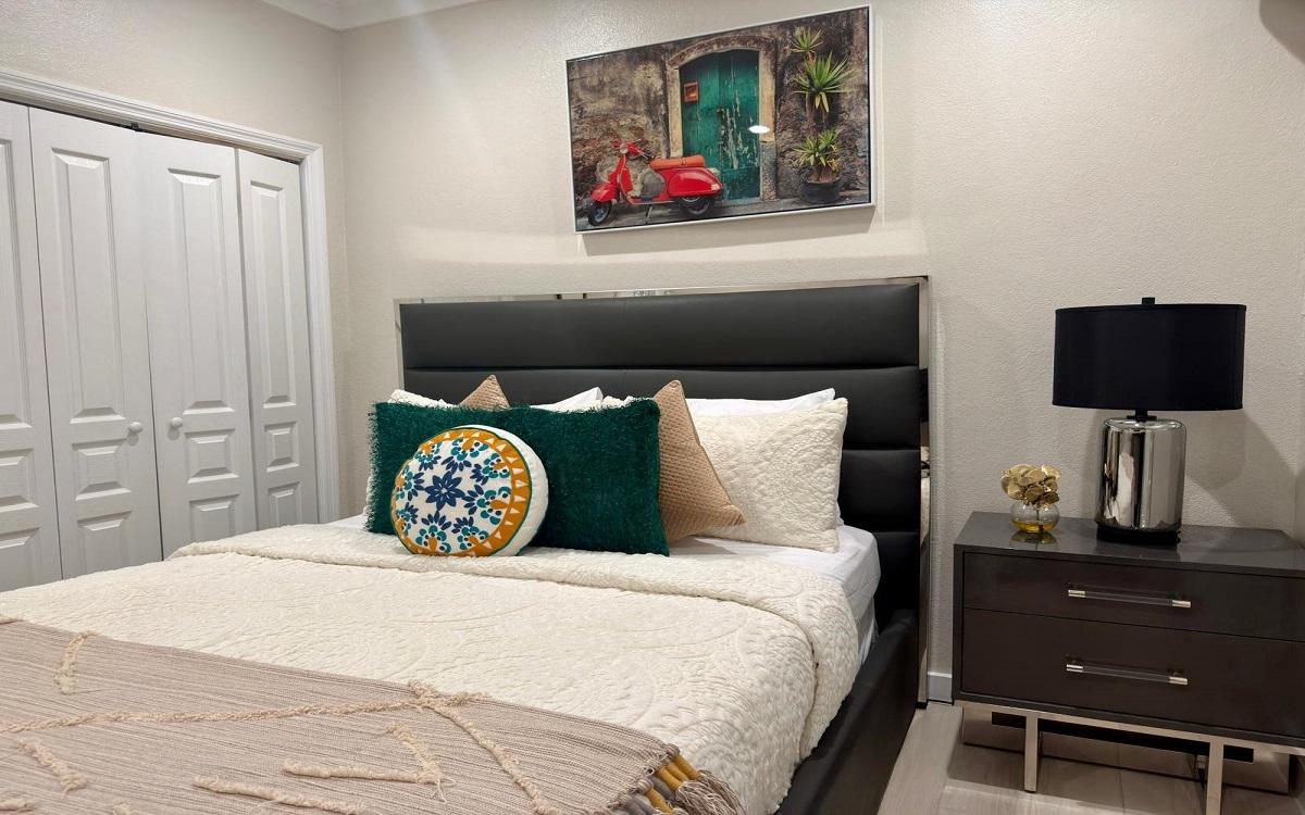 STAPLEDON GARDENS RENTAL