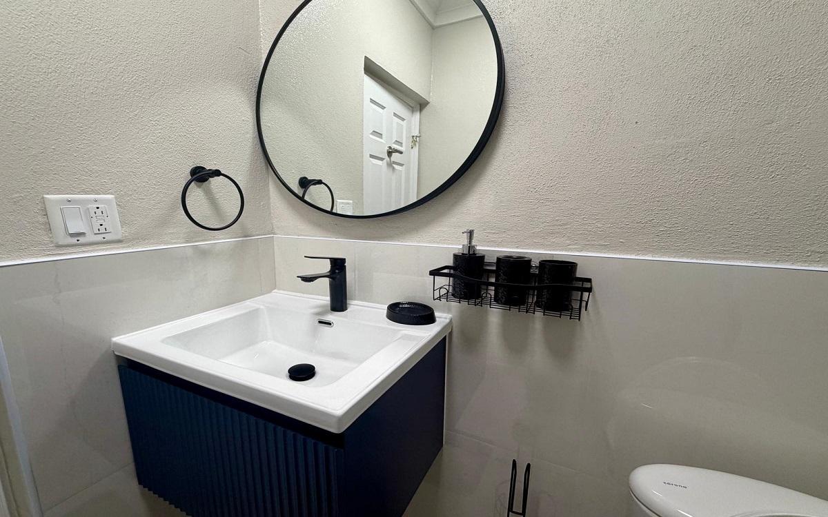 STAPLEDON GARDENS RENTAL