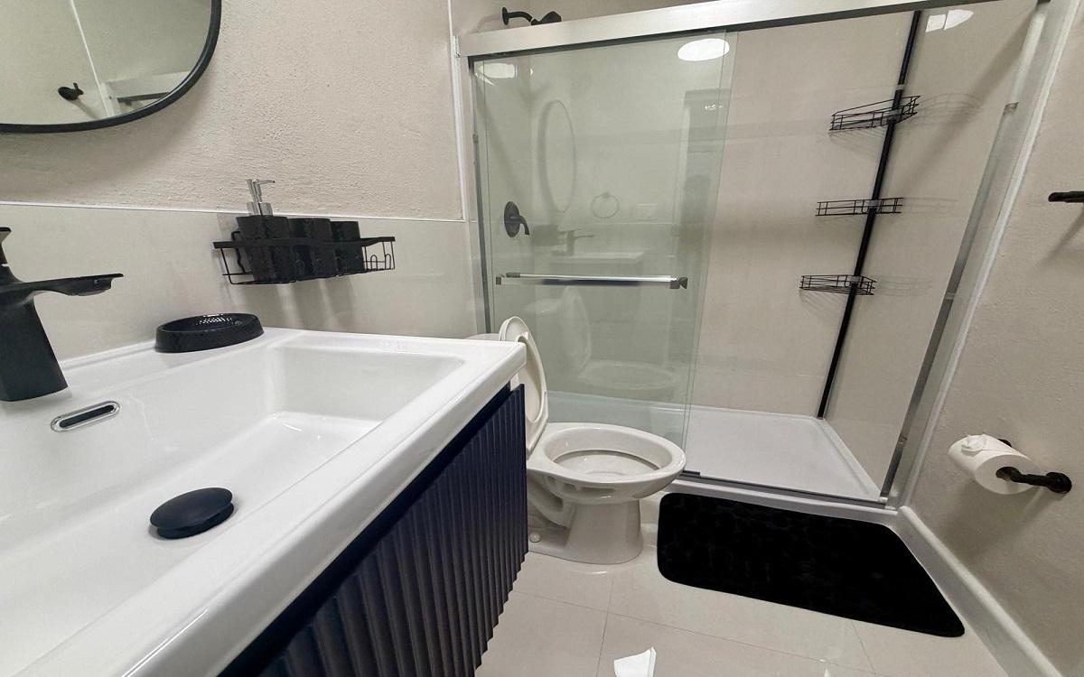 STAPLEDON GARDENS RENTAL