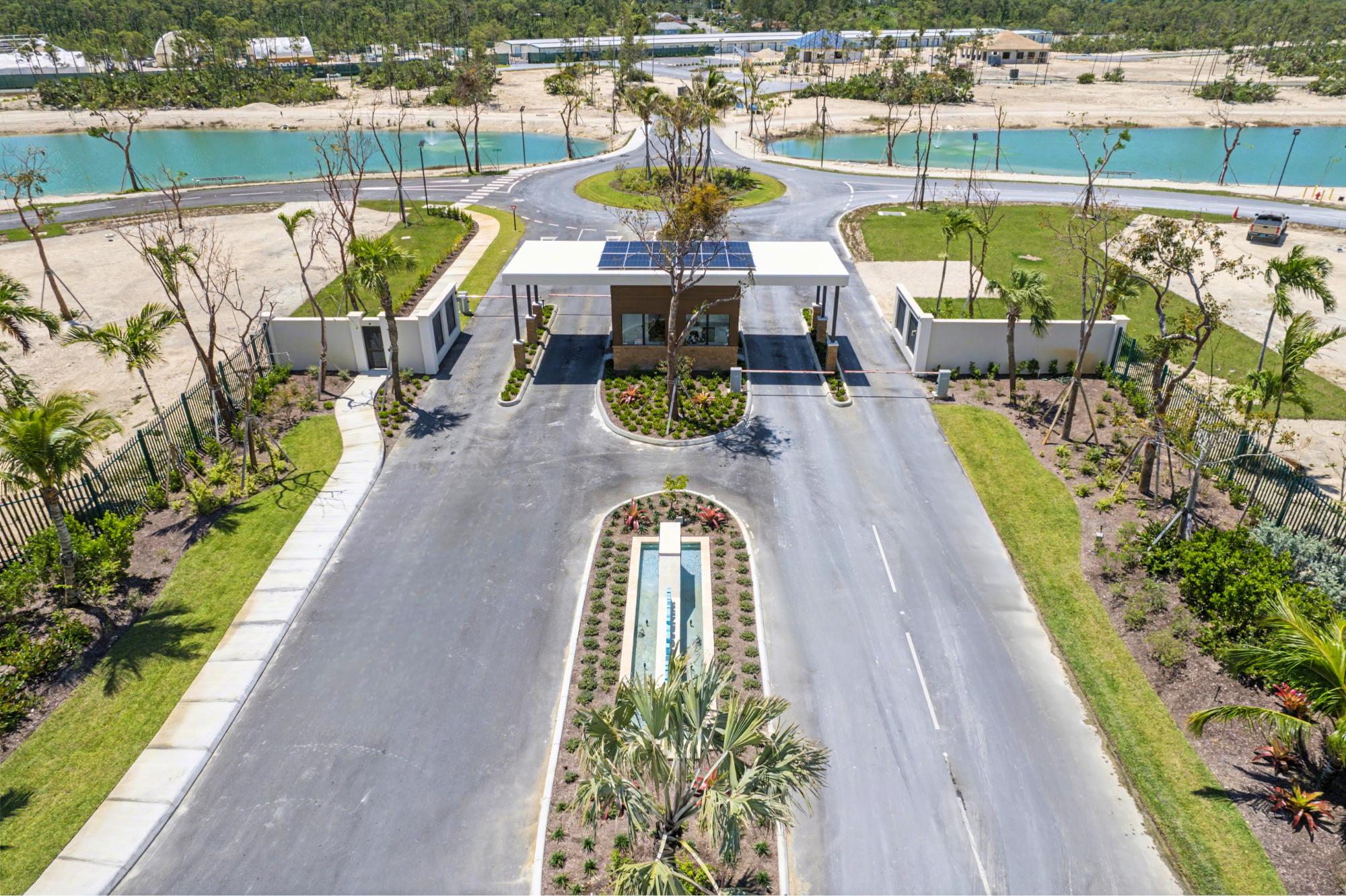 WINDSOR LAKES