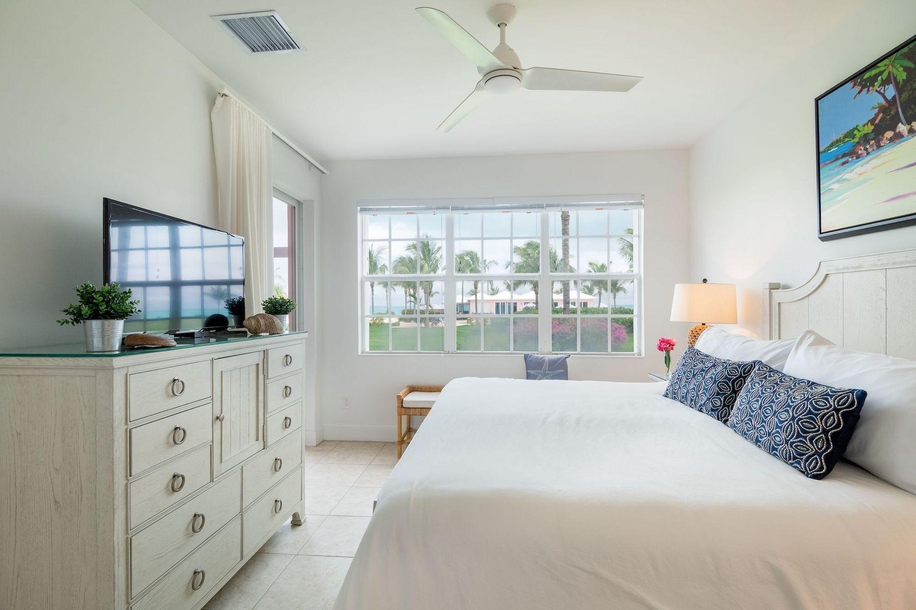 BAHAMA BEACH CLUB 2063