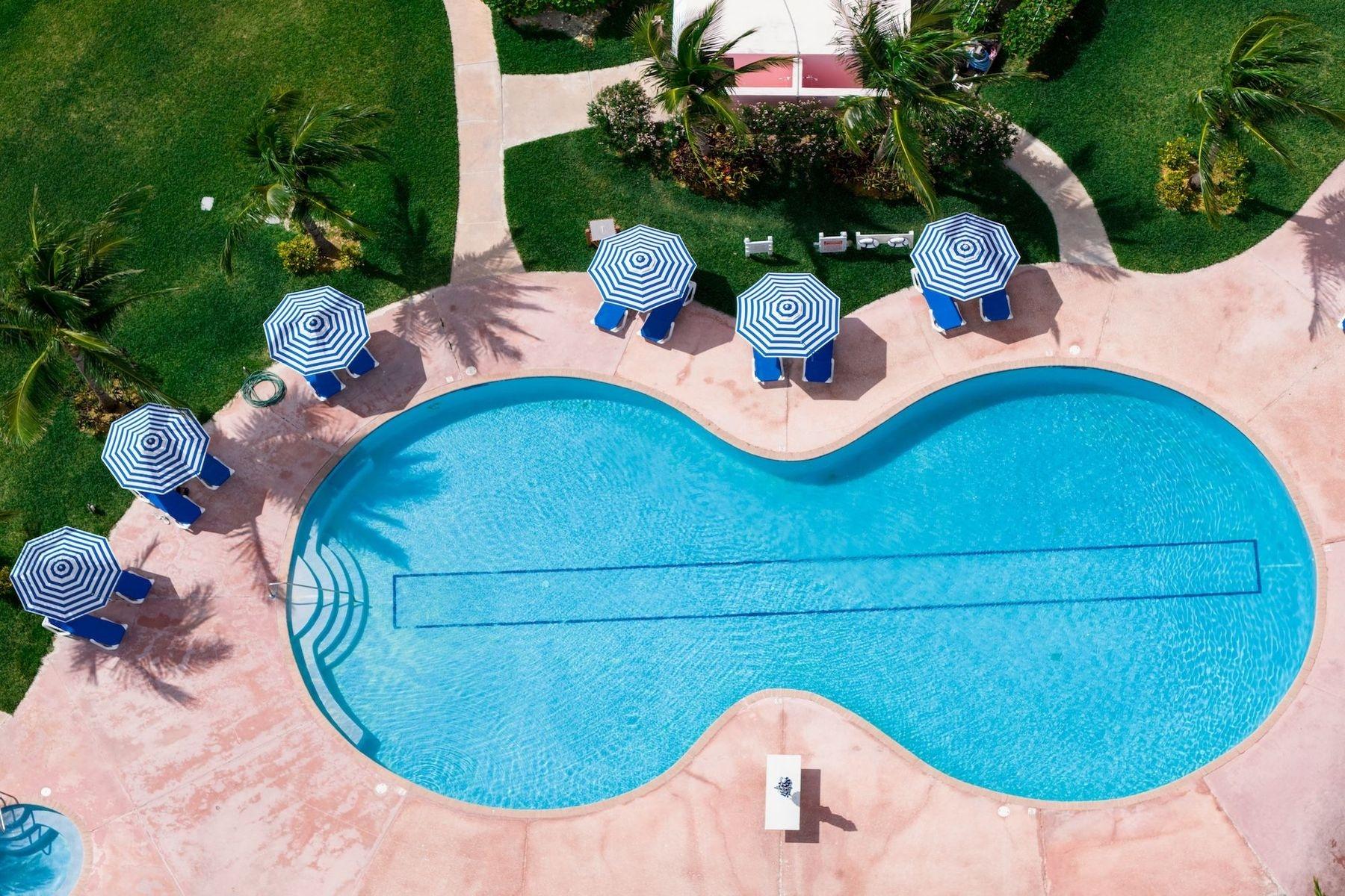 BAHAMA BEACH CLUB 2063