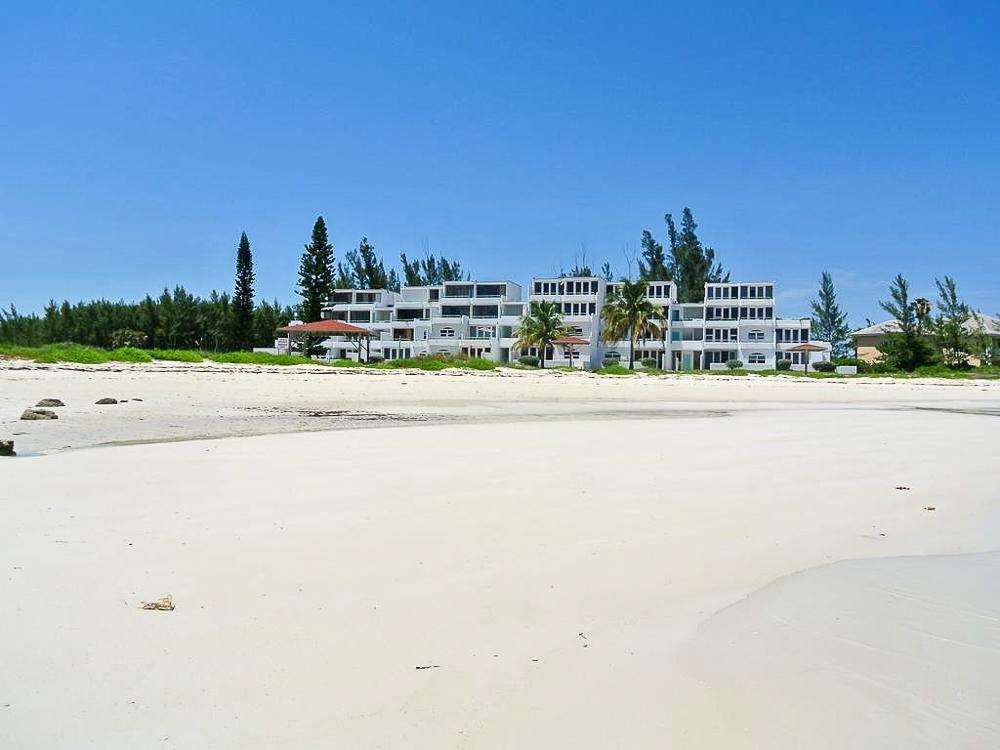 TYNE BEACH