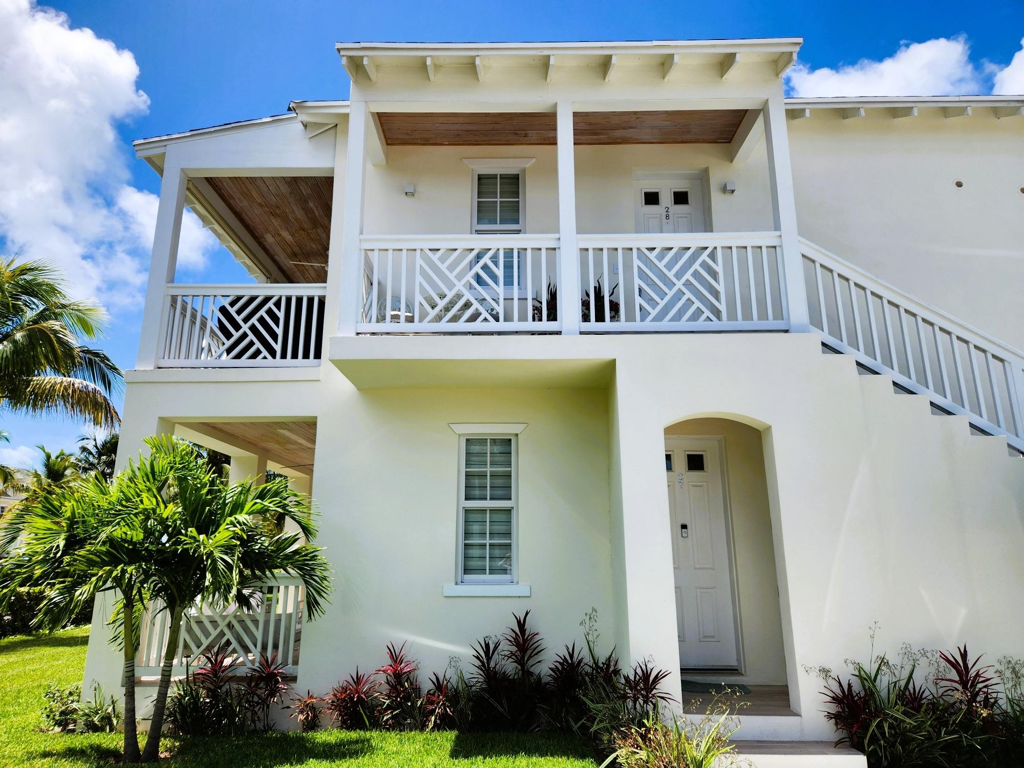 GALLEON BAY, PALM CAY