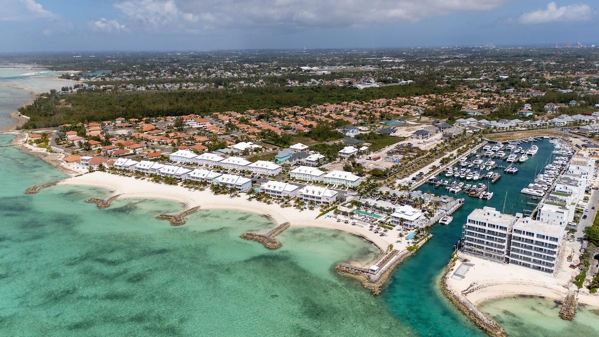 GALLEON BAY, PALM CAY