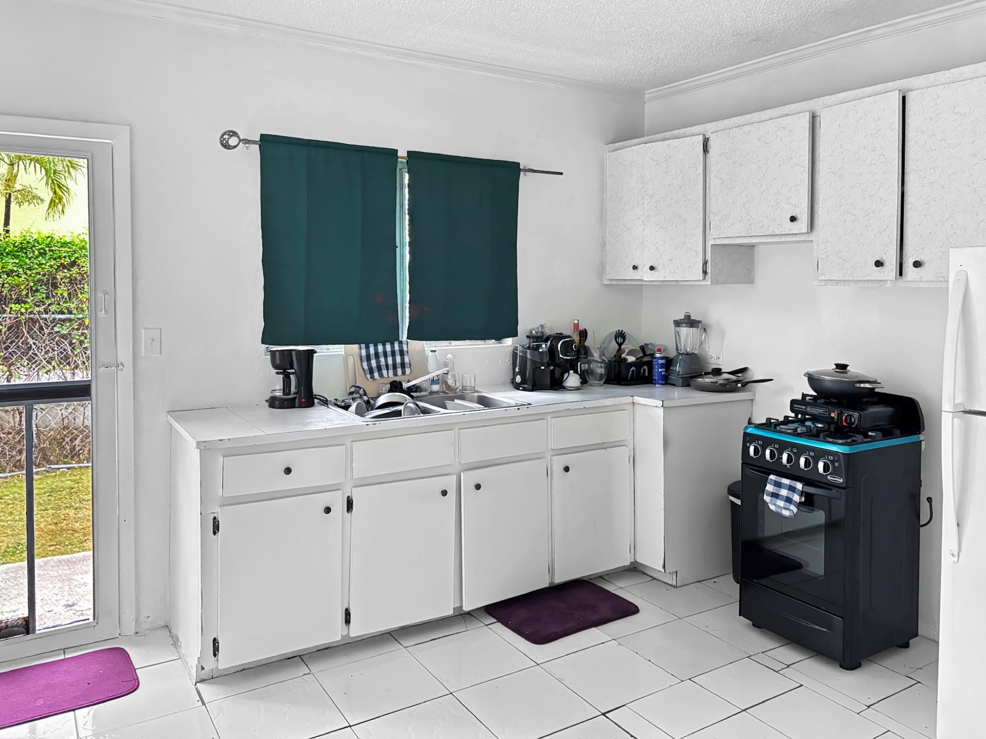 Colony Close Fourplx