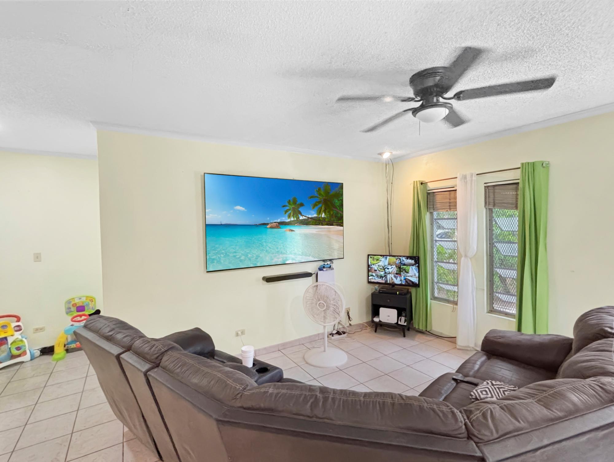 Colony Close Fourplx