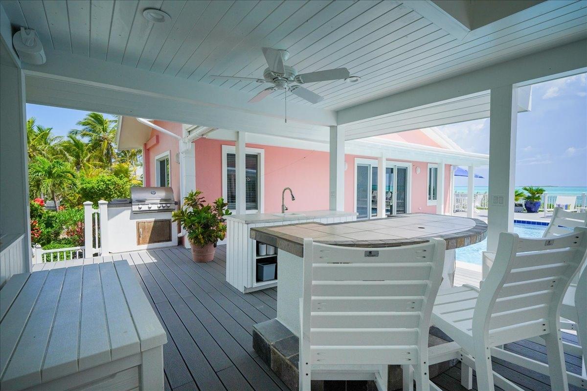 FOUR WINDS BEACH HOUSE