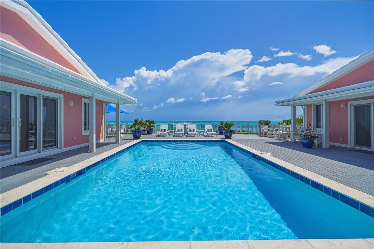 FOUR WINDS BEACH HOUSE