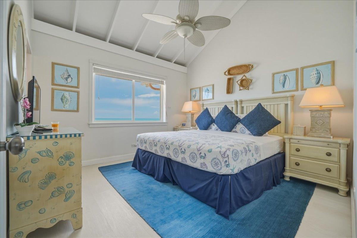 FOUR WINDS BEACH HOUSE