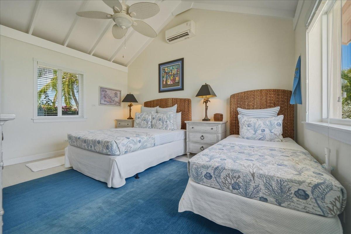 FOUR WINDS BEACH HOUSE