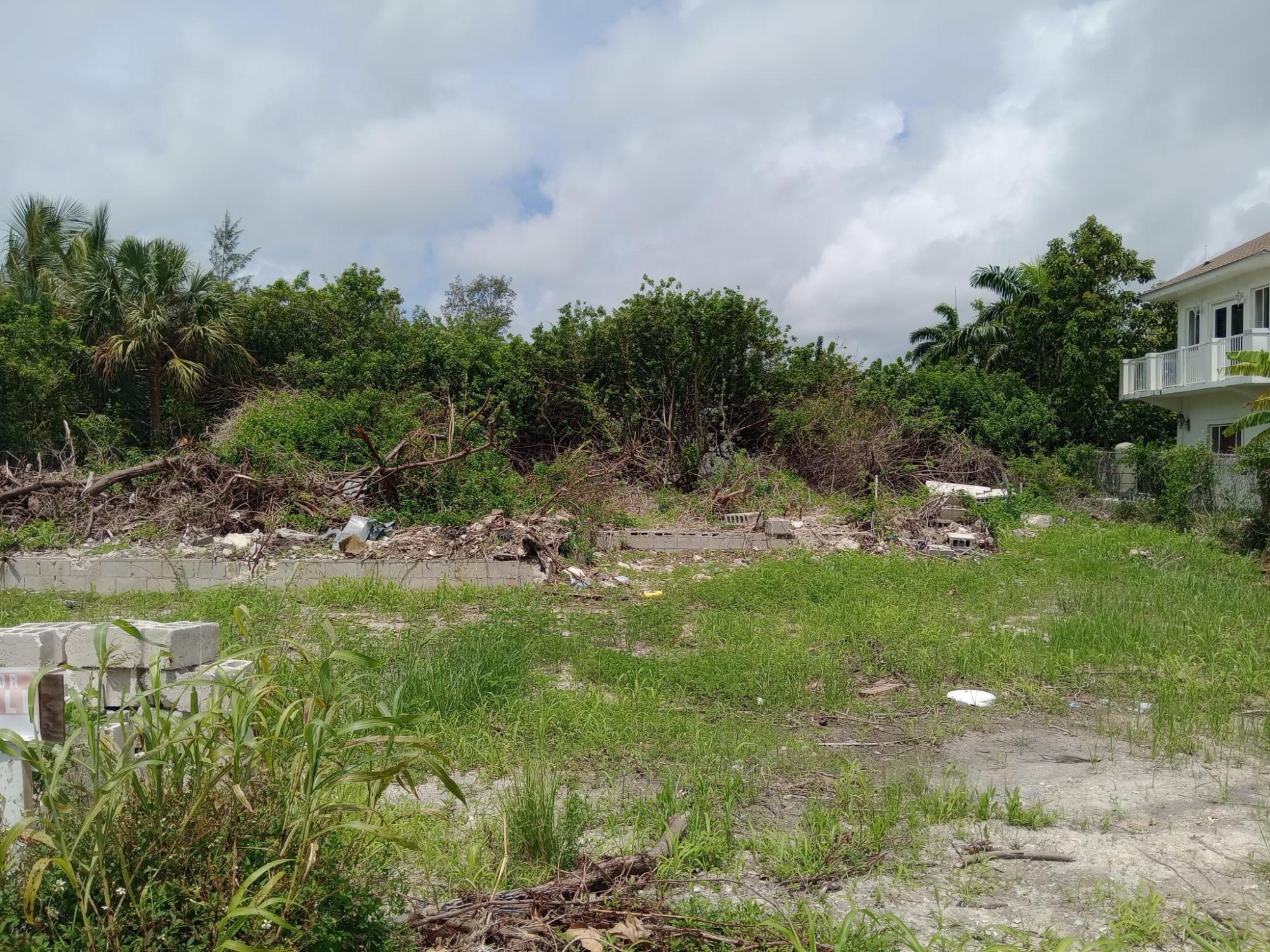 RUM CAY AVENUE