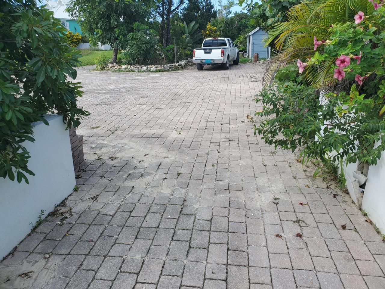 PELICAN SHORES