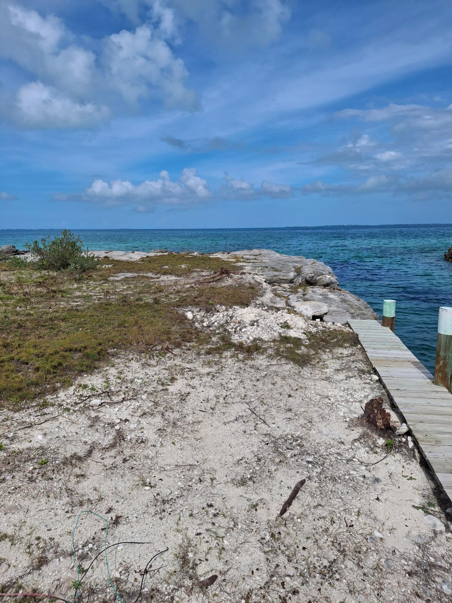PELICAN SHORES