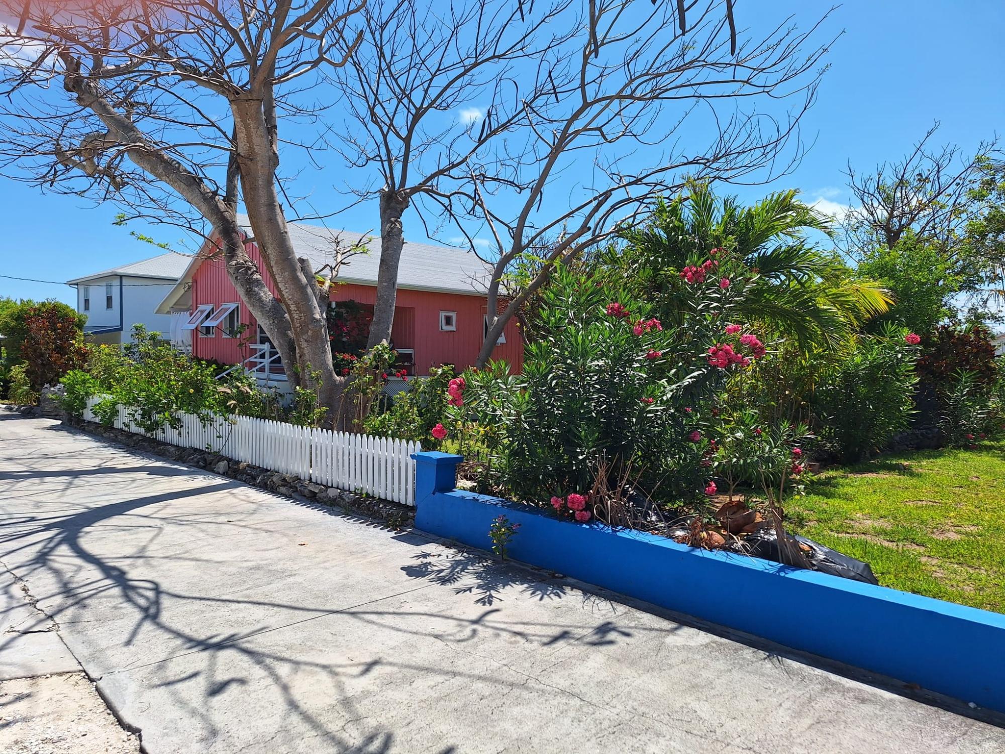 MAN O WAR CAY