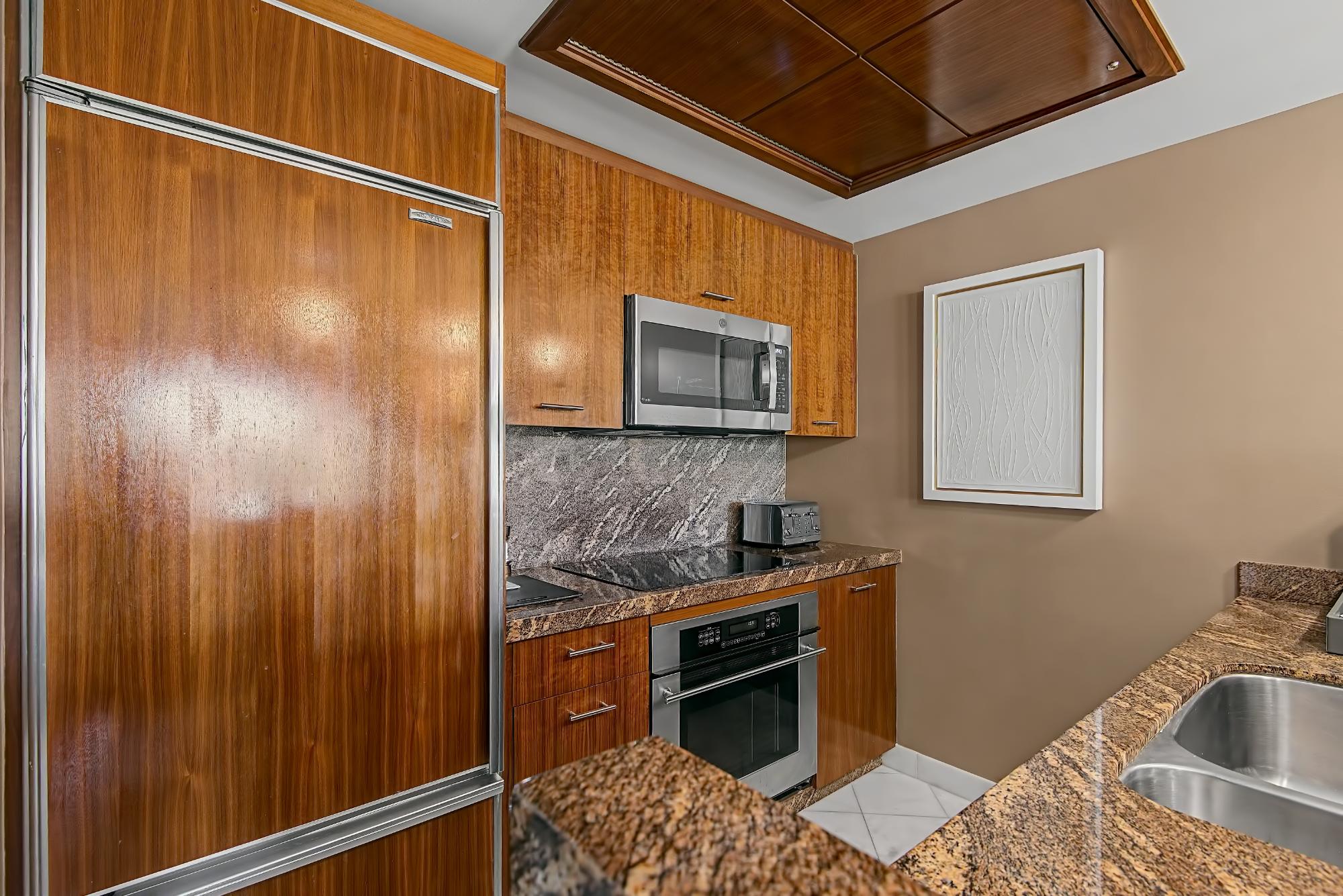 UNIT 2-928/926 @ THE REEF
