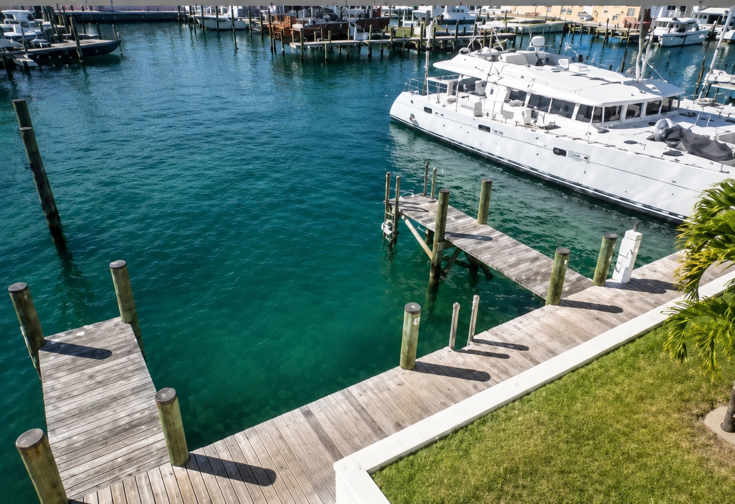 PALM CAY