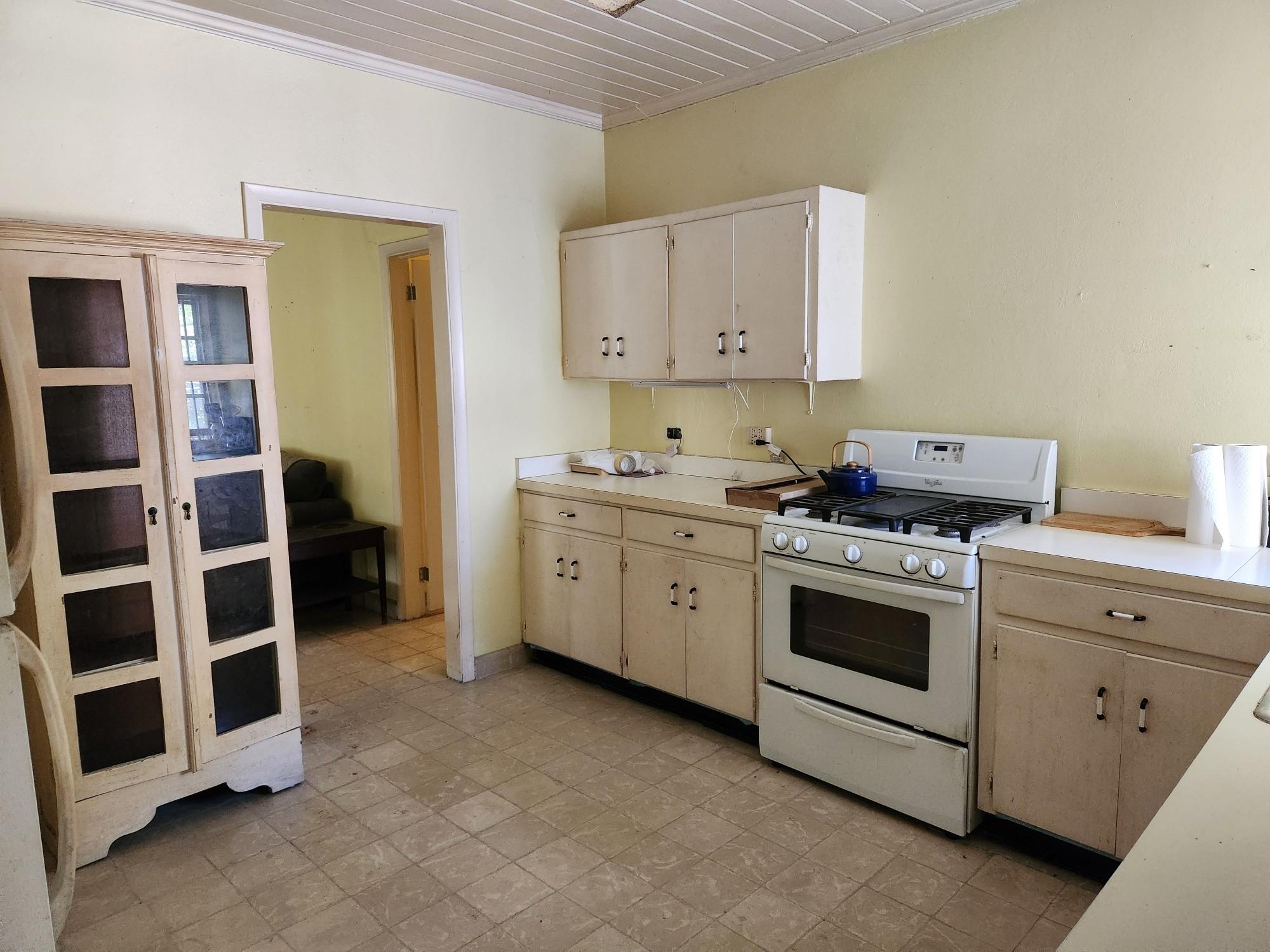 LOT 2, NASSAU EAST