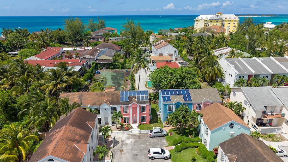 VESBROOK VILLAS