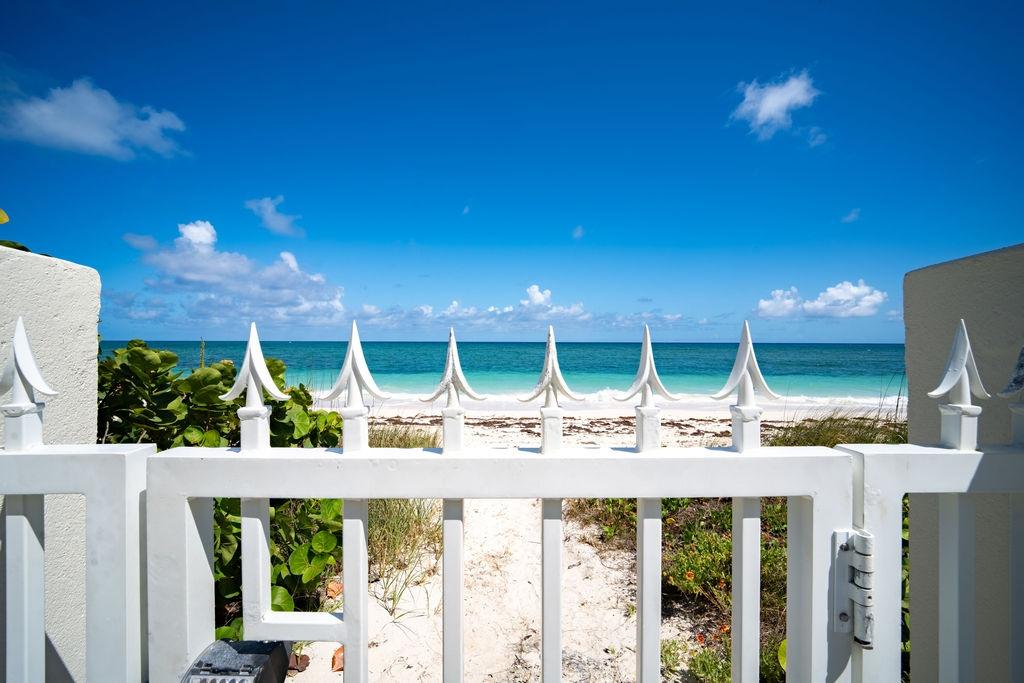 THE OCEANVIEW CONDOMINIUM