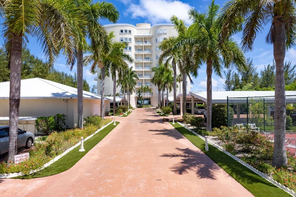 THE OCEANVIEW CONDOMINIUM
