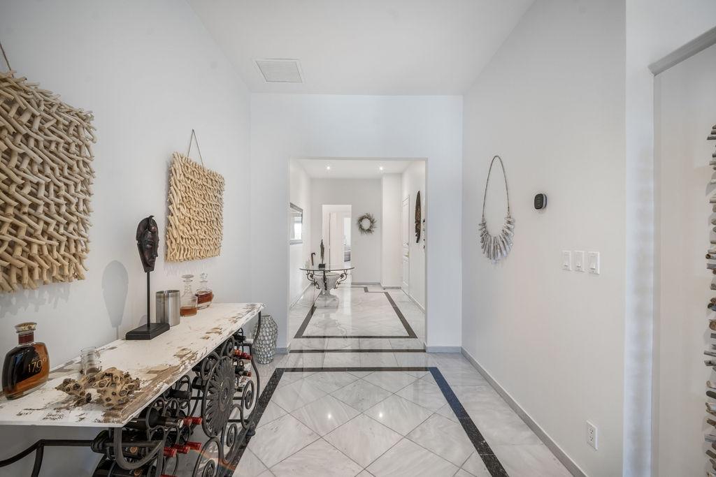 THE OCEANVIEW CONDOMINIUM