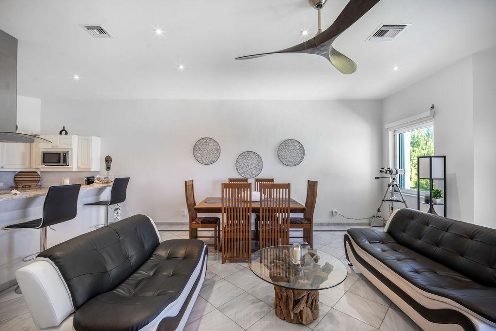 THE OCEANVIEW CONDOMINIUM
