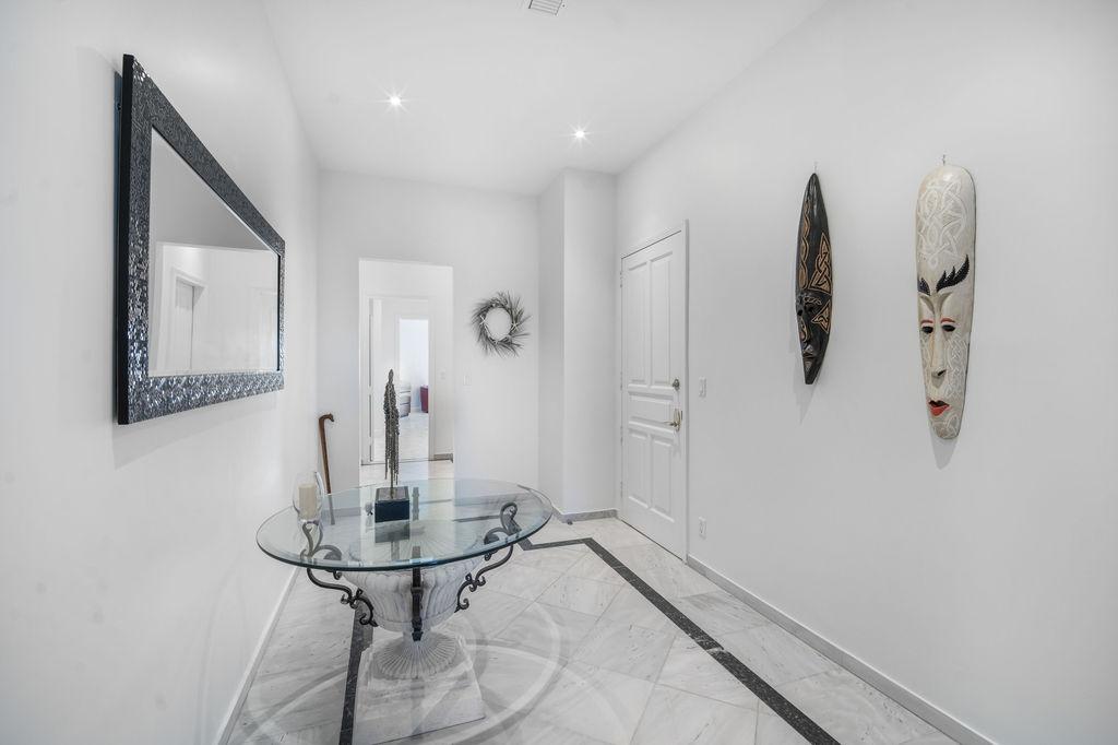 THE OCEANVIEW CONDOMINIUM