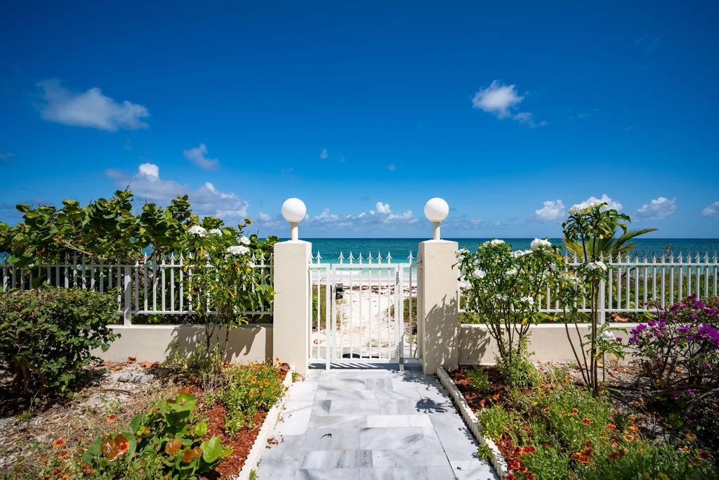 THE OCEANVIEW CONDOMINIUM