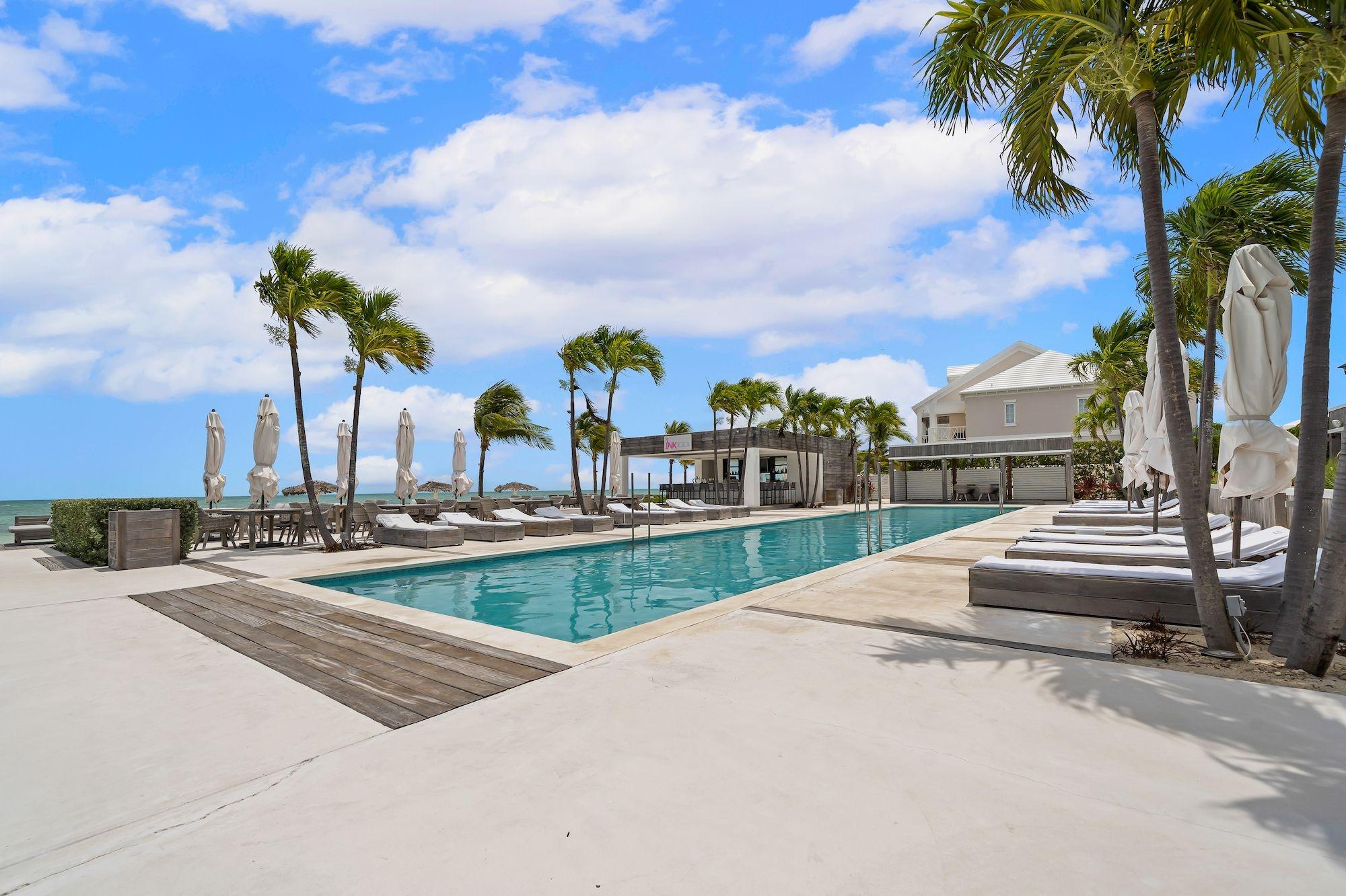 PALM CAY LOT