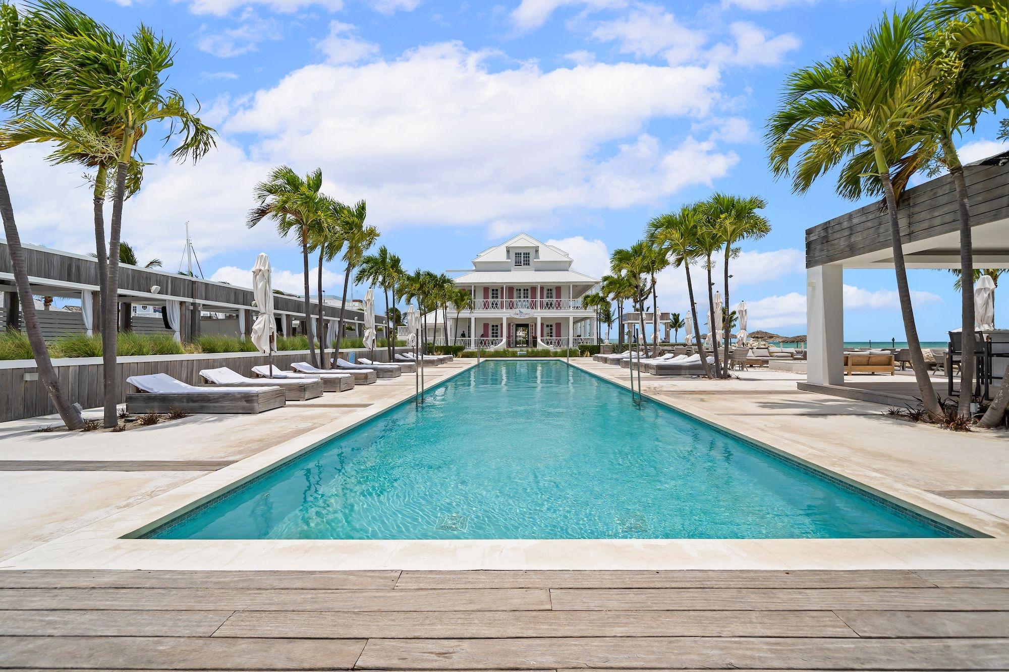 PALM CAY LOT