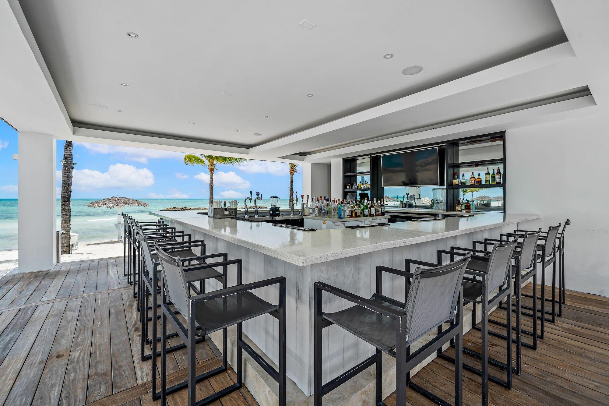 PALM CAY LOT