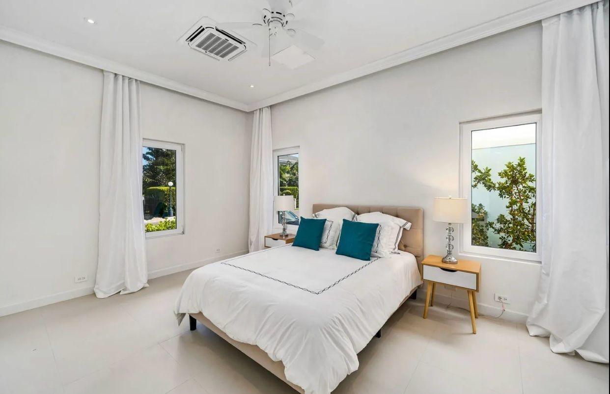 21 CORAL BEACH