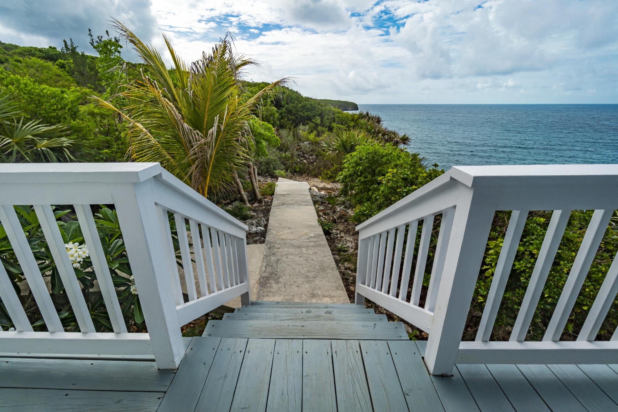 Eleuthera Home