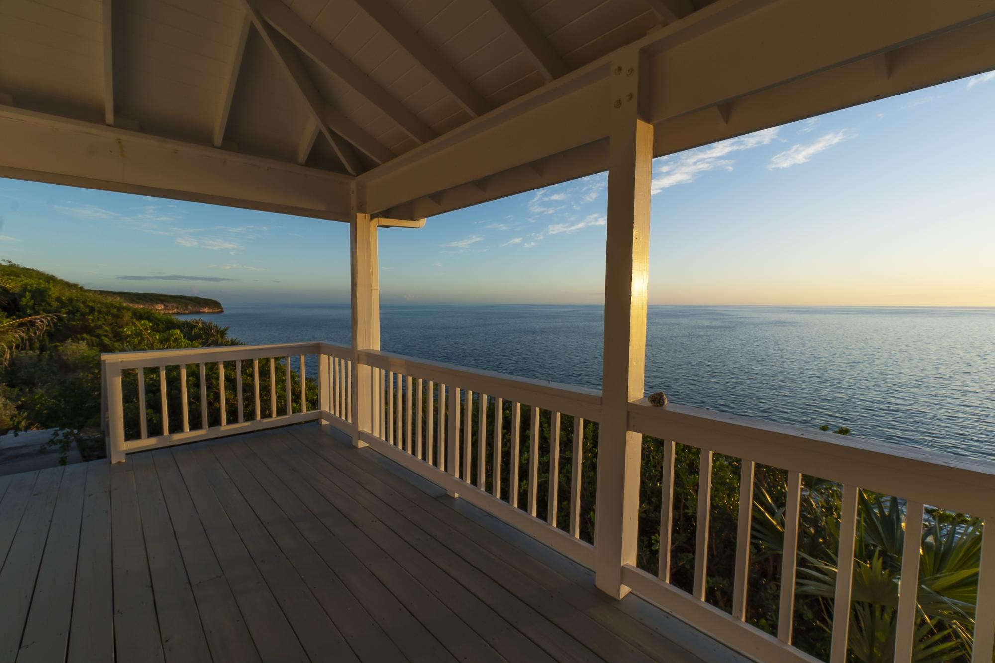 Eleuthera Home