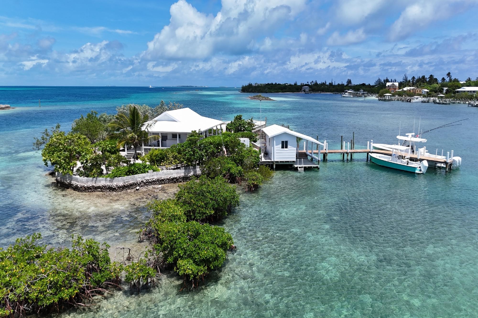 DILLY CAY