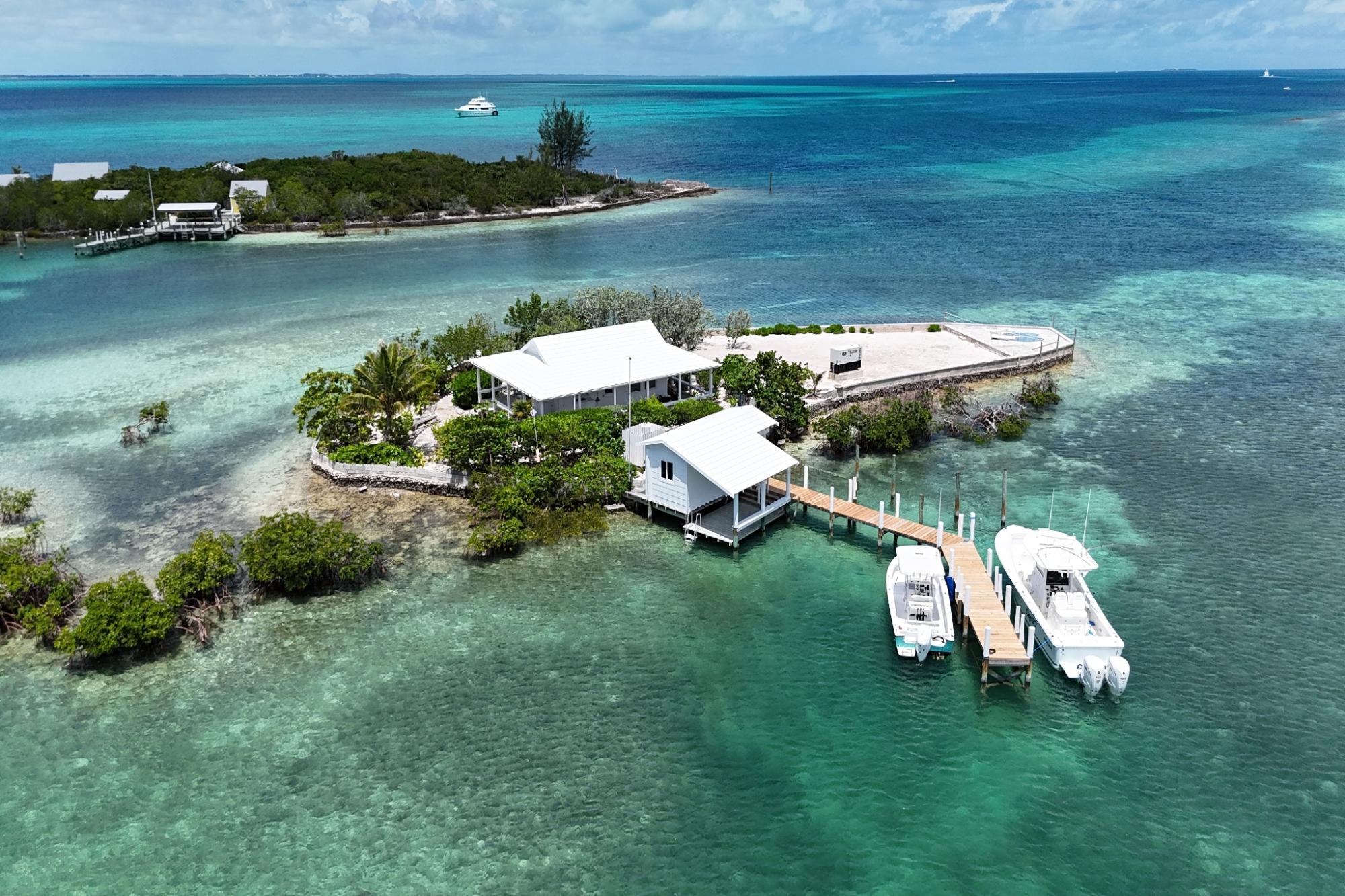 DILLY CAY