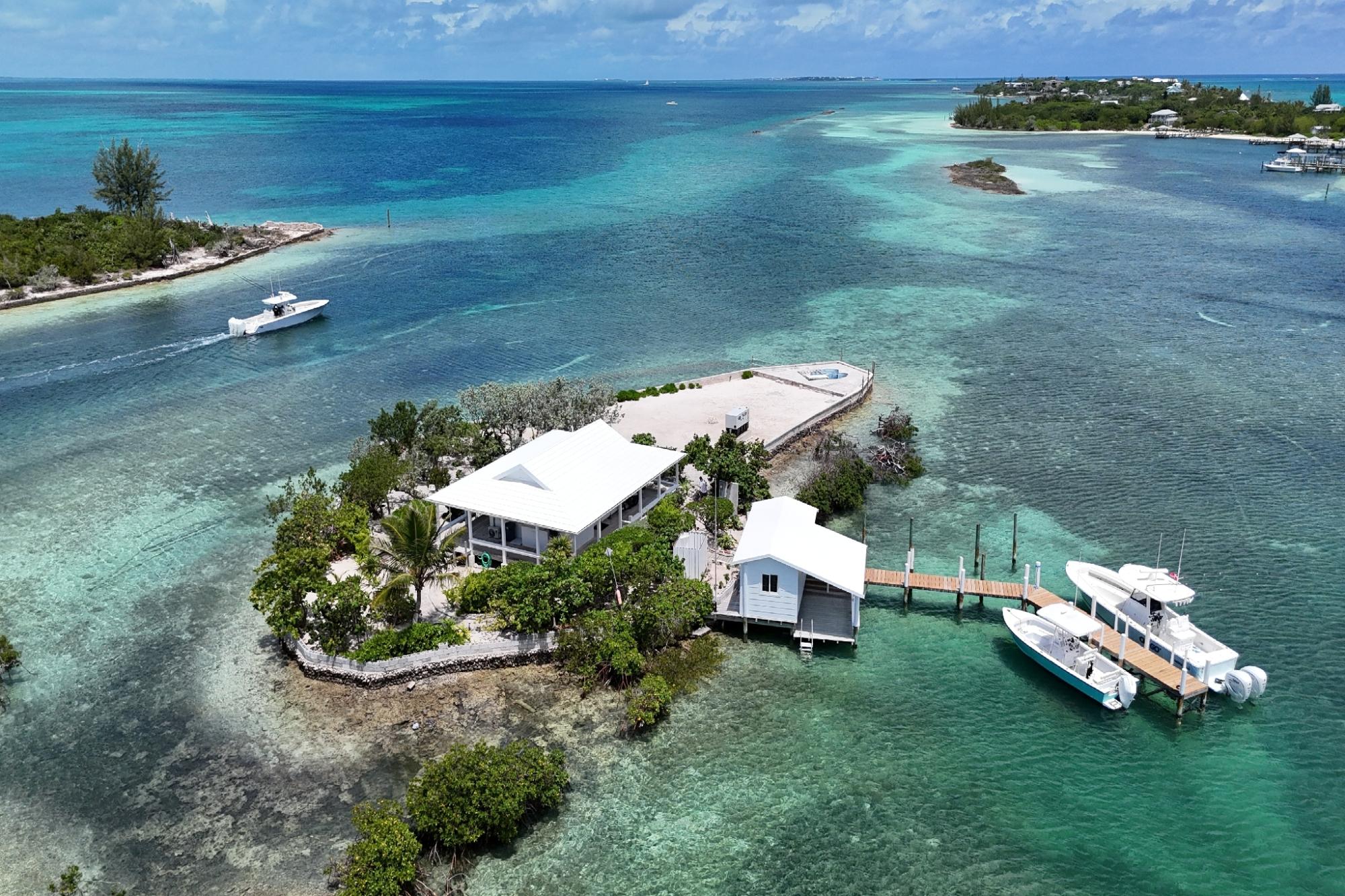 DILLY CAY